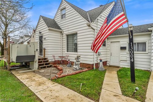 13004 Rockside Rd, Garfield Heights, OH, 44125-5162 | Card Image