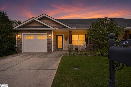 47 Hillsborough Dr, Anderson, SC, 29621-2690 | Card Image