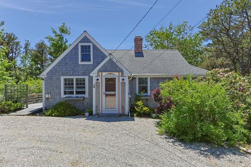 78 Shore Rd, Truro, MA, 02666-6302 | Card Image