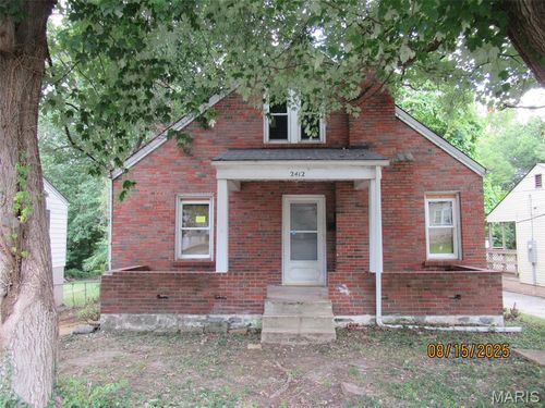 2412 Wallis Avenue, St Louis, MO, 63114 | Card Image