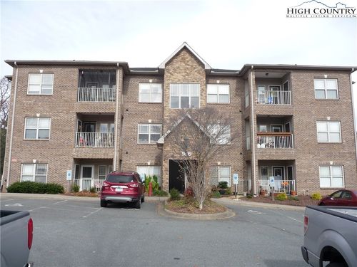 apt-202-186 Cecil Miller Rd, Boone, NC, 28607-5470 | Card Image