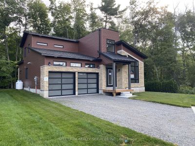 135 Marina Village Dr, House other with 4 bedrooms, 3 bathrooms and 6 parking in Port Severn ON | Image 1