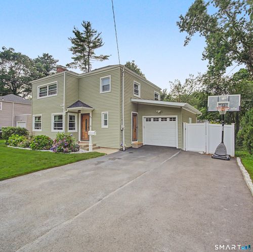 80 Lakeview Terrace, New Haven, CT, 06511 | Card Image