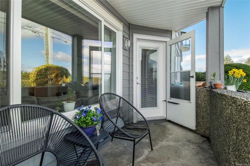 1f-690 Colwyn St, Campbell River, BC, V9W2X1 | Card Image