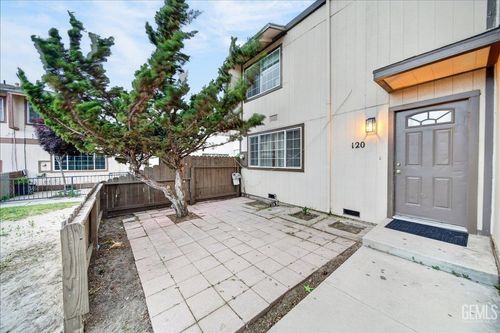 2-120 Buena Vista Park, Soledad, CA, 93960-2652 | Card Image