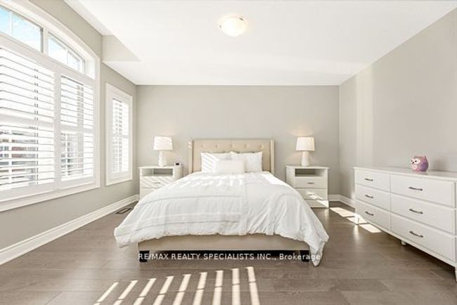 882 Magnolia Terr, House other with 4 bedrooms, 3 bathrooms and 2 parking in Milton ON | Image 29