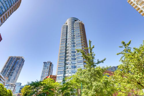 th6-63 Keefer Pl, Vancouver, BC, V6B6N6 | Card Image