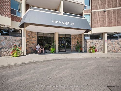 2404-980 Broadview Ave, East York, ON, M4K3Y1 | Card Image