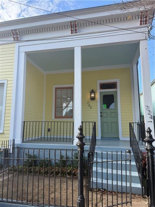 722 Third Street, New Orleans, LA, 70130 | Card Image