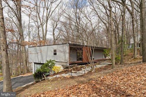 727 N Valley Forge Rd, DEVON, PA, 19333-1256 | Card Image