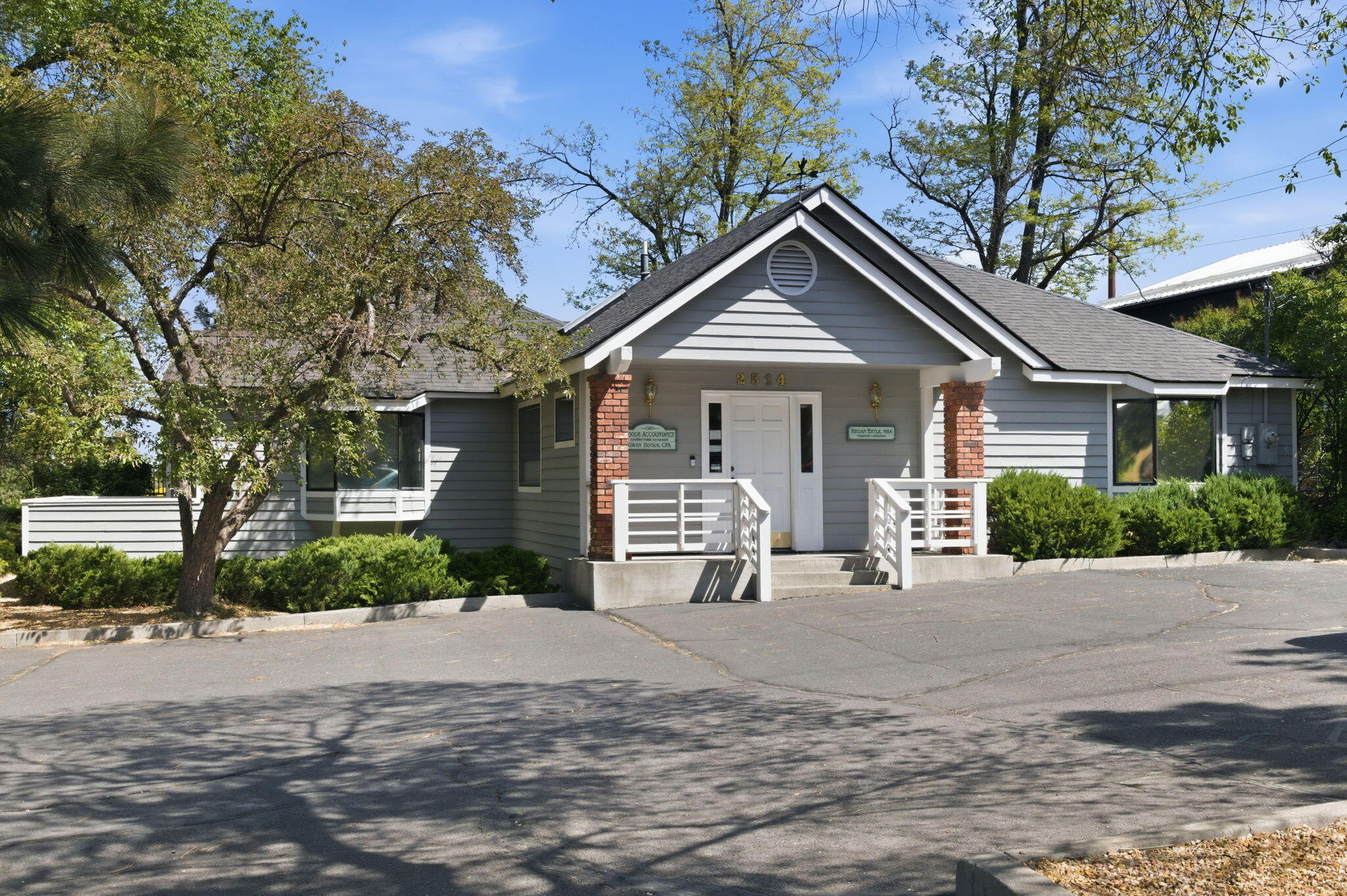 2514 Ne Division St, Bend, OR 97701