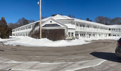 642 Boston Neck Road, North Kingstown, RI, 02852 | Card Image