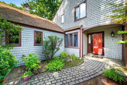 32-7 Pitford Way, Nashua, NH, 03063 | Card Image