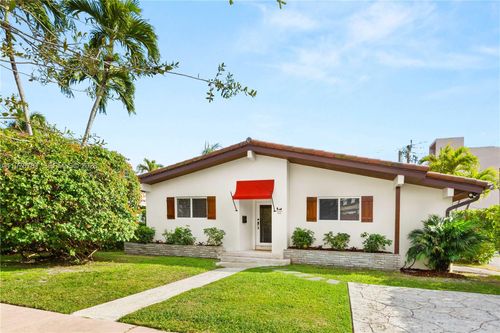 140 Santander Ave, Coral Gables, FL, 33134-6823 | Card Image