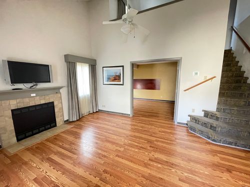 3 Long Wharf Dr, New Haven, CT, 06511-5900 | Card Image