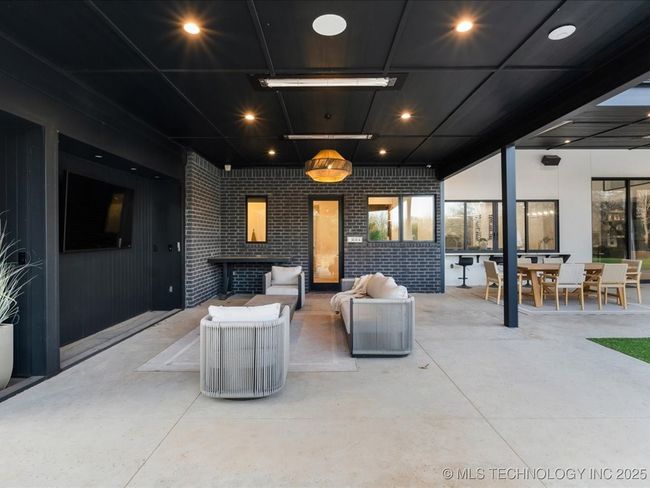 605 E Florence St, House other with 5 bedrooms, 5 bathrooms and null parking in Broken Arrow OK | Image 10