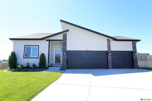 11305 Horizon Cir, Papillion, NE, 68046-5580 | Card Image