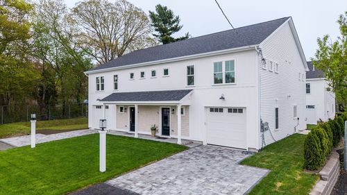 1-12 Hayes St, Acushnet, MA, 02743-2218 | Card Image