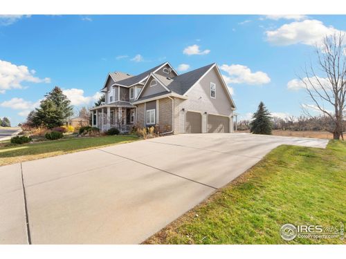562 Bald Eagle Way, Loveland, CO, 80537-2513 | Card Image