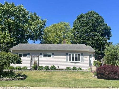 735 Novi Street, Northville, MI, 48167 | Card Image