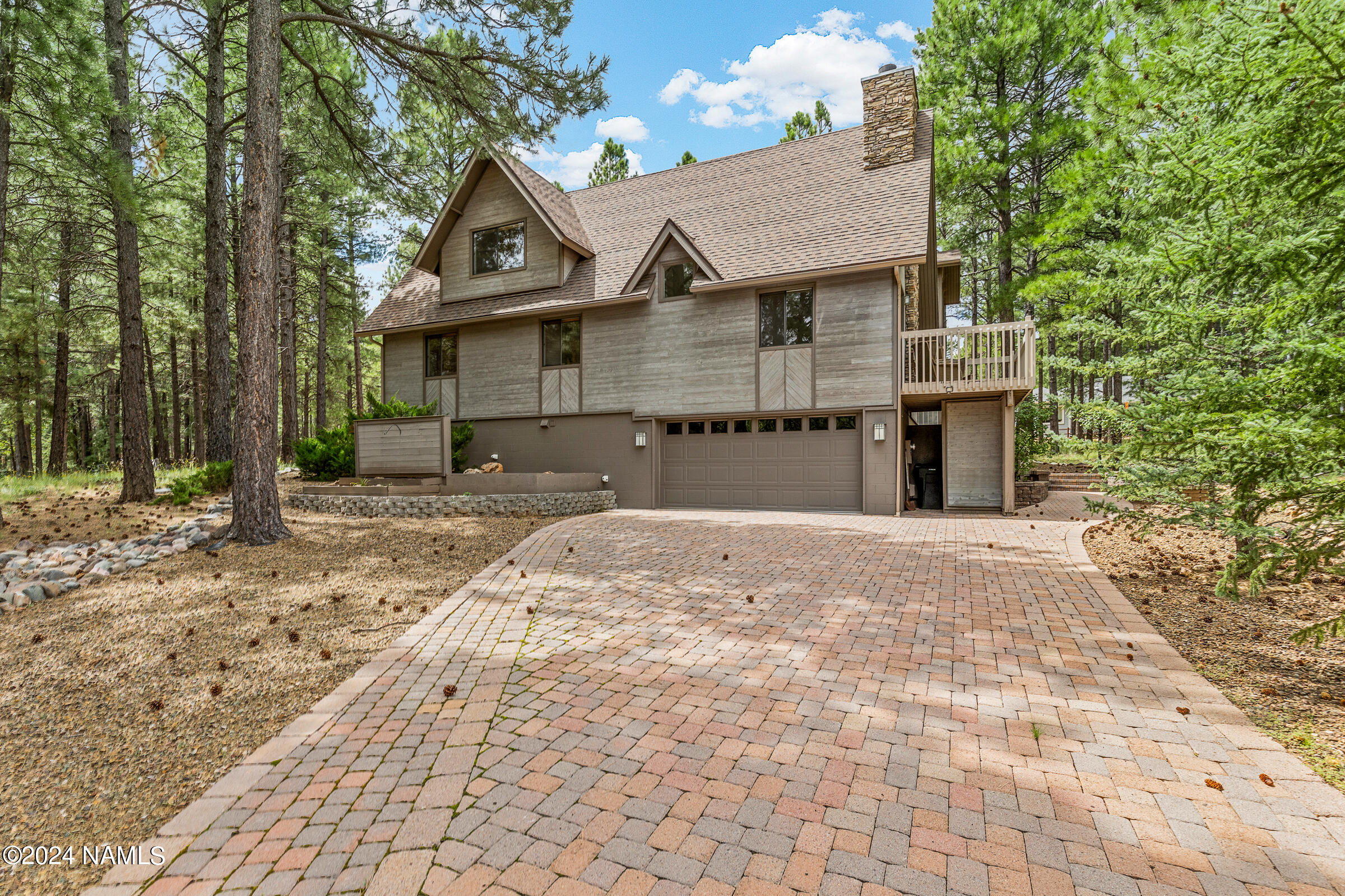 Inland Shores Dr, Flagstaff, AZ 86004