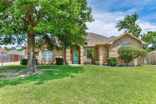 908 Wheeler Creek Dr, Gainesville, TX, 76240-3739 | Card Image
