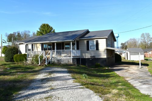 400 Cowan St E, Cowan, TN, 37318-3409 | Card Image