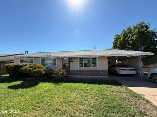 7525 E Moreland St, Scottsdale, AZ, 85257-4039 | Card Image