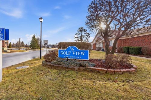 770 Country Club Drive, St Clair Shores, MI, 48082 | Card Image
