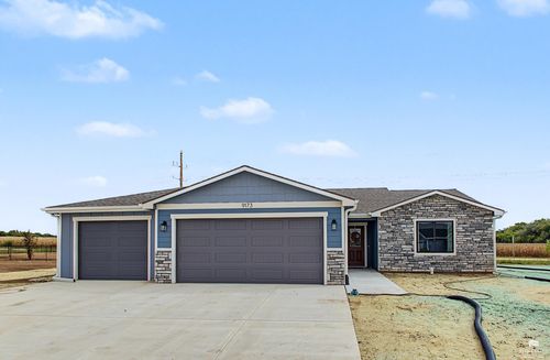 9173 Grammer Ct, Manhattan, KS, 66502-3200 | Card Image