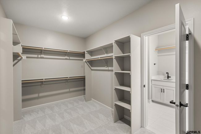 21859 B St, House other with 6 bedrooms, 4 bathrooms and 4 parking in Elkhorn NE | Image 23