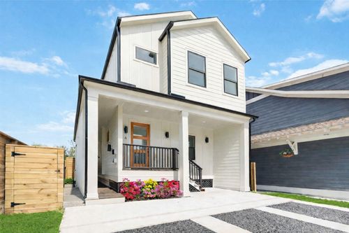 b-3520 Castor St, Houston, TX, 77022-5128 | Card Image