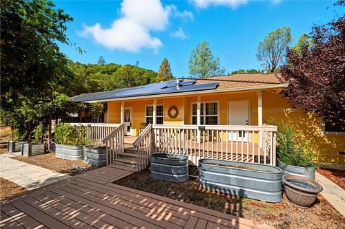 6850 High Valley Rd, Cobb, CA, 95426 | Card Image