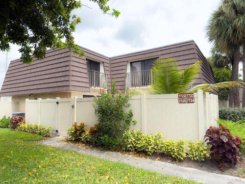 7724 77th Way, West Palm Beach, FL, 33407-6739 | Card Image