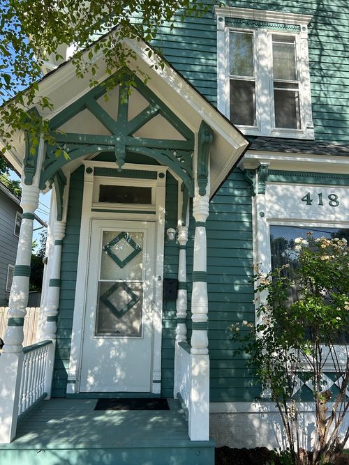 b-418 Saint Charles St, Elgin, IL, 60120-7815 | Card Image