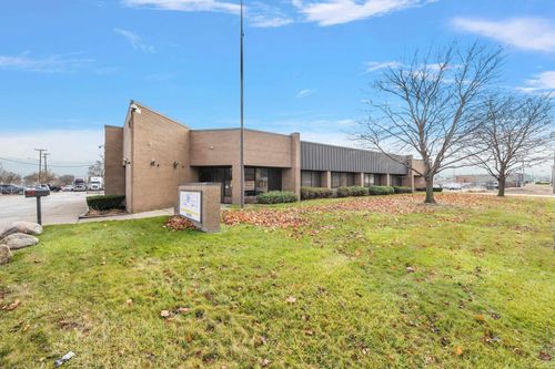 24650 Sherwood Ave, Center Line, MI, 48015 | Card Image