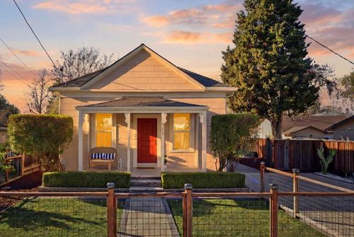 271 N Central Ave, Campbell, CA, 95008-1405 | Card Image