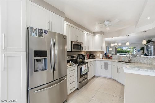 apt-101-360 Horse Creek Dr, NAPLES, FL, 34110-6044 | Card Image