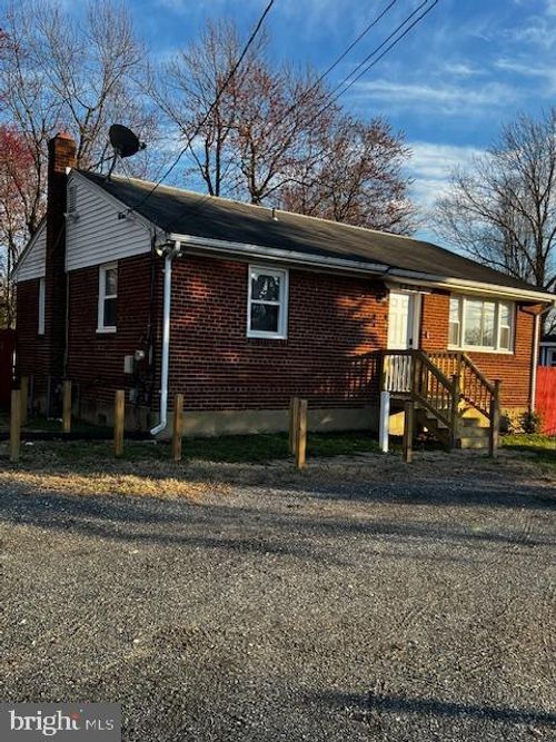 5402 Saint Barnabas Rd, OXON HILL, MD, 20745-3622 | Card Image