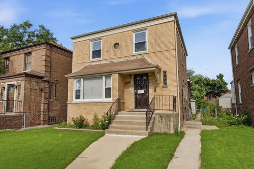 10605 S Normal Avenue, Chicago, IL, 60628 | Card Image