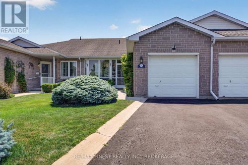 712 Millwood Dr, Kingston, ON, K7M8Z2 | Card Image