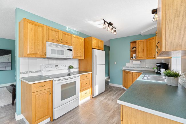 2485 Fleetwood Ave, House other with 3 bedrooms, 2 bathrooms and null parking in Kamloops BC | Image 16