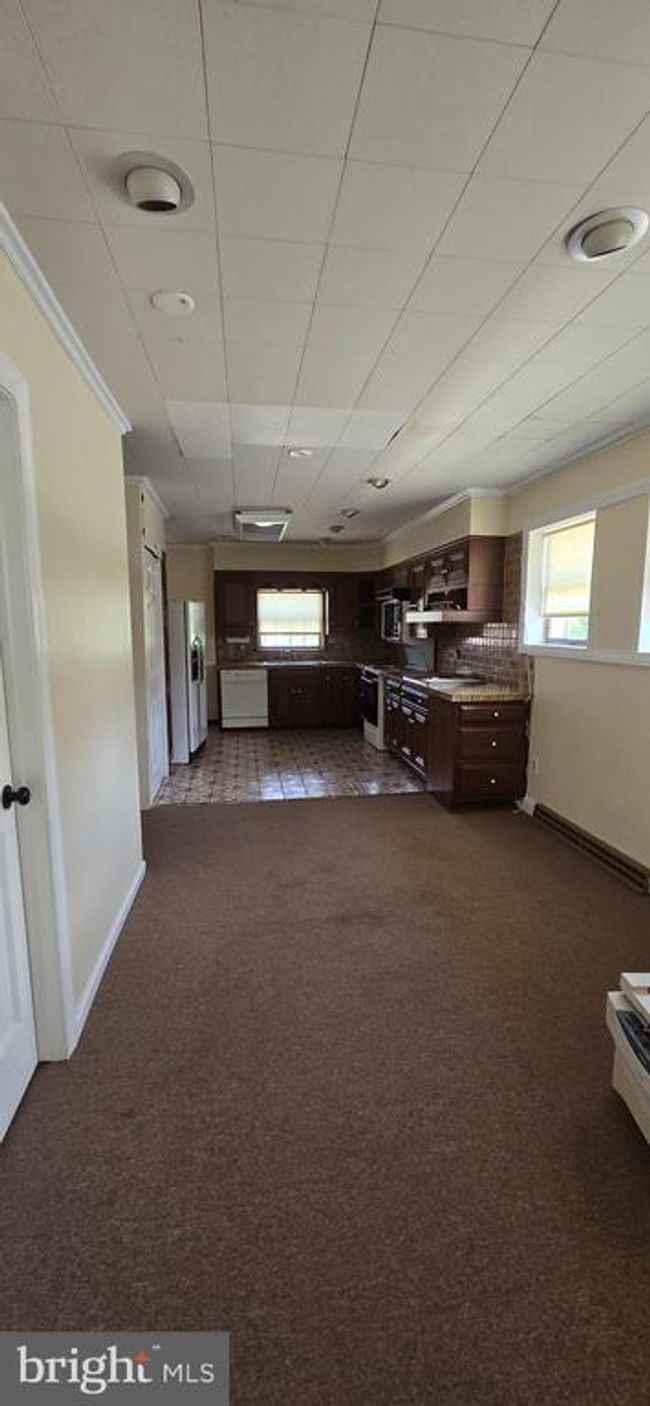 321 E Broad St, Home with 0 bedrooms, 0 bathrooms and null parking in GIBBSTOWN NJ | Image 32