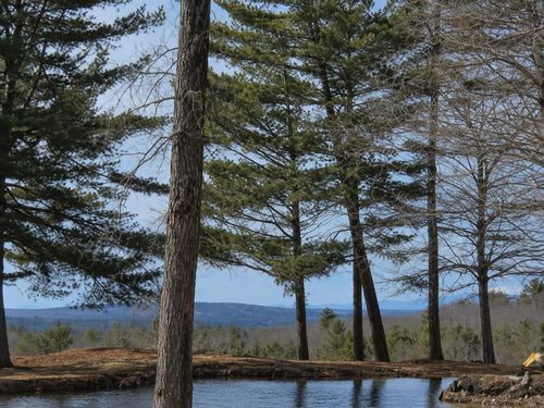 437 Hatch Road, Auburn, ME, 04210 | Card Image