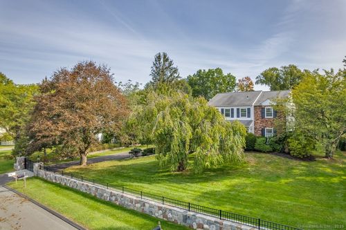14 Winthrop Rd, Bethel, CT, 06801-2720 | Card Image