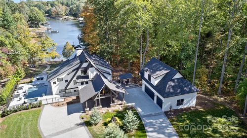 7508 Bankhead Rd, Denver, NC, 28037-8385 | Card Image