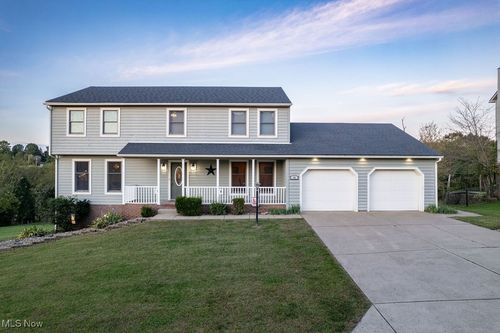 22 Westwood Dr, Parkersburg, WV, 26101-8646 | Card Image