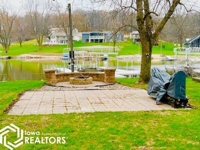 122 Horseshoe Dr, House other with 3 bedrooms, 3 bathrooms and null parking in Montezuma IA | Image 4