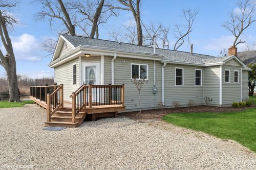 25319 W Grass Lake Rd, Antioch, IL, 60002-8536 | Card Image