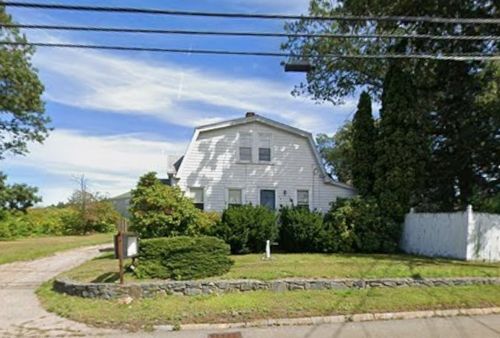 79 Washington, Plainville, MA, 02762 | Card Image